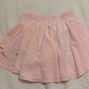 NWOT lululemon RARE pink skirt size 4 shirt length